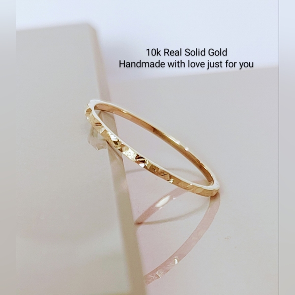 Gold Nugget 10k Solid Gold 1mm Band